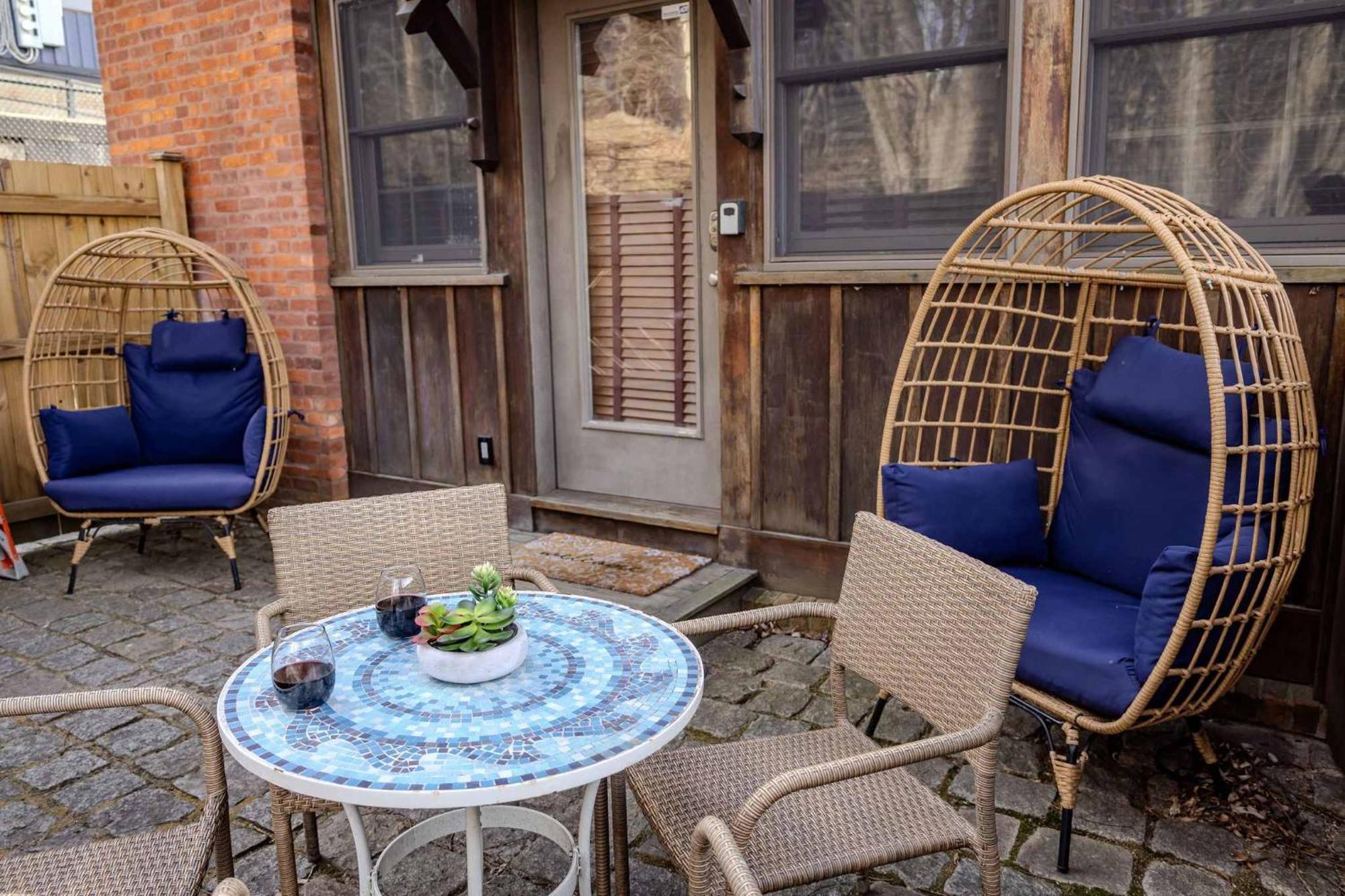 Jennifer'S Riverfront Foundry Apartment Downtown Providence Exterior photo